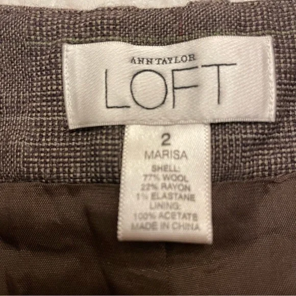 LOFT Marisa Straight Leg Wool Trousers. Size 2 - Picture 4 of 6